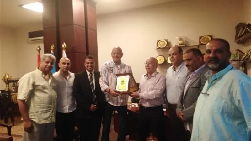 الدهراوى فى زيارة للأتحاد السكندري إستعدادا لبطولة إفريقيا للكاراتيه