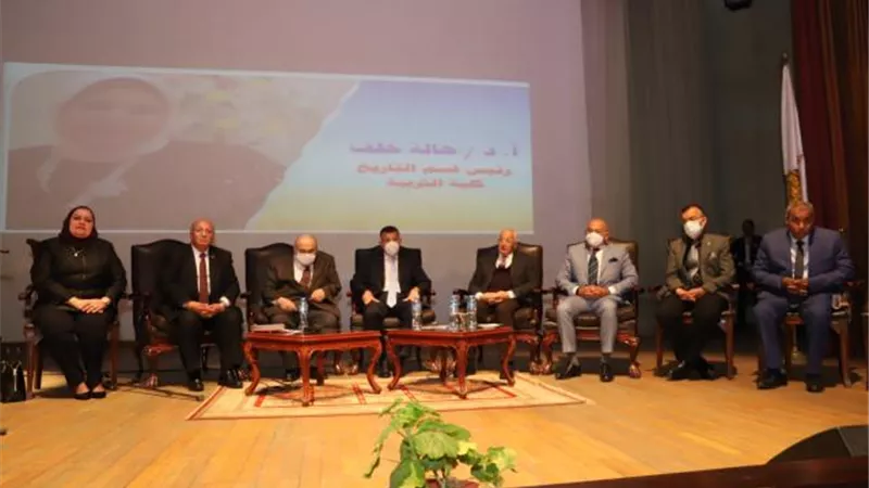 بالصور .. تفاصيل ندوة «أ. ب» سياسية بجامعة عين شمس