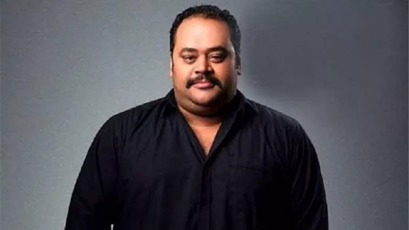 محمد ممدوح يعكف علي تصوير مشاهده في مسلسل ”تقاطع طرق”