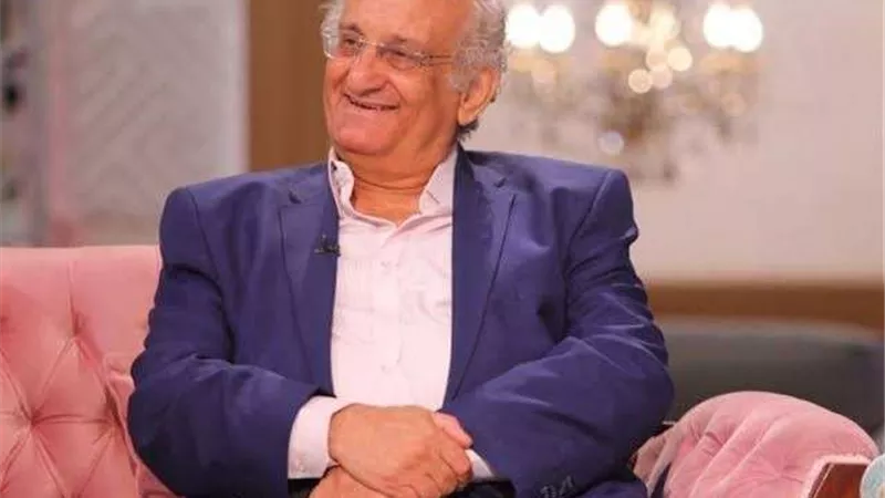 بعد شائعة وفاته.. تطورات الحالة الصحية لـ أحمد حلاوة