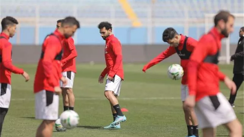 المنتخب يؤدى مرانه الأخير قبل السفر إلى السنغال