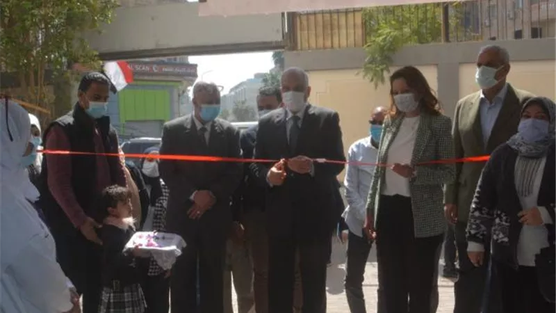 بالصور.. محافظ الجيزة يطلق فعاليات حملة تطعيم شلل الأطفال لهذه الأعمار