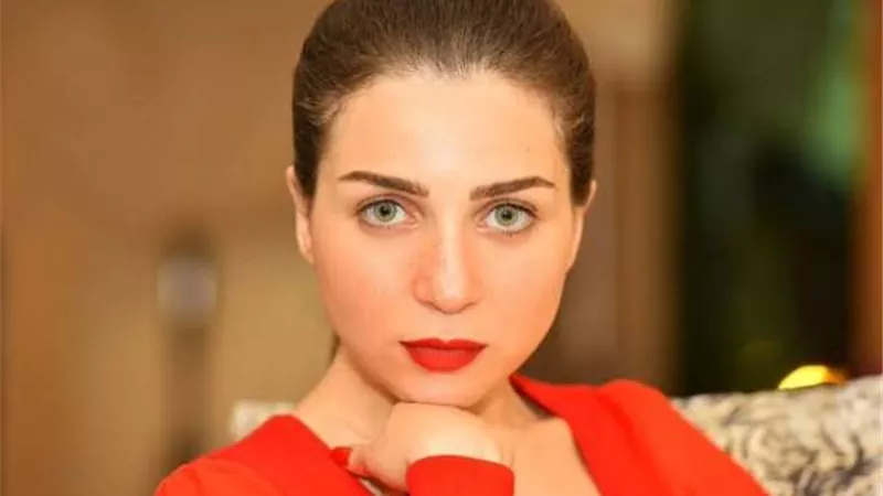 مى عز الدين تعبر عن إشتياقها التمثيل مع أحمد زاهر