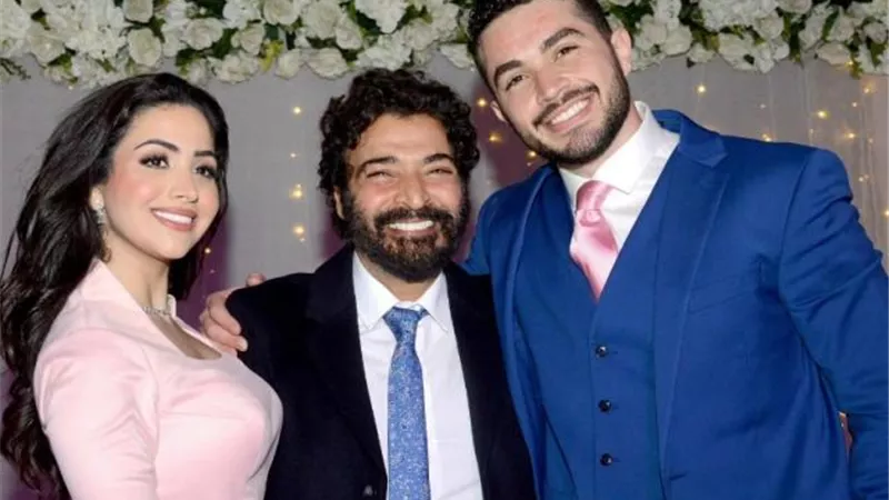 بالصور.. نبيلة الشاعرى تحتفل بخطوبتها رفقة والدها