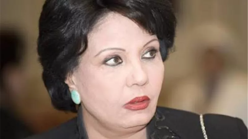 فردوس عبد الحميد تتعاقد علي المشاركة في ”نسل الأغراب” وهذه تفاصيل دورها