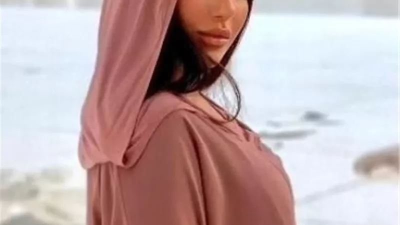 سارة سلامة بإطلالة محتشمة في أحدث ظهور