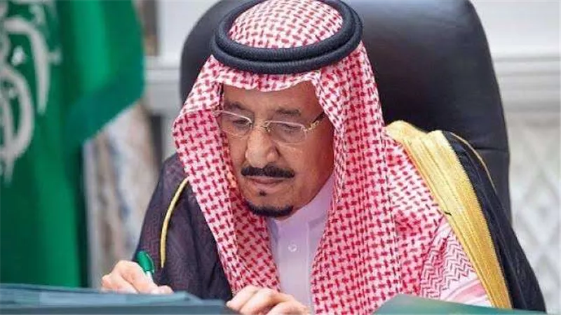 خادم الحرمين يأمر بتوفير مساعدات بقيمة 10 ملايين دولار للاجئين في أوكرانيا