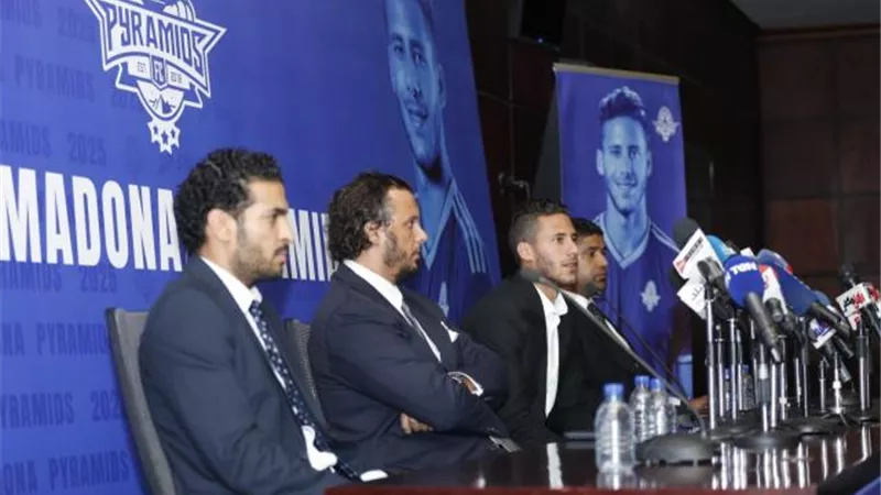 رمضان صبحي:” المال ليس سبب انتقالي لبيراميدز.. وعائلة إكرامي لم تتدخل