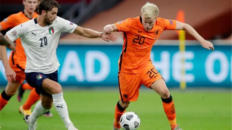 دوري الأمم الأوروبية.. إيطاليا تتقدم على هولندا بهدف قاتل في الشوط الأول