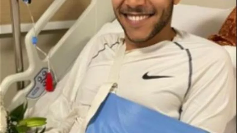 ويجز يطمئن جمهوره علي حالته الصحية بعد تعرضه لحادث