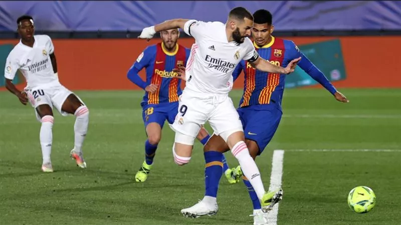 برشلونة يواجه ريال سوسيداد الليلة بالدوري الإسباني