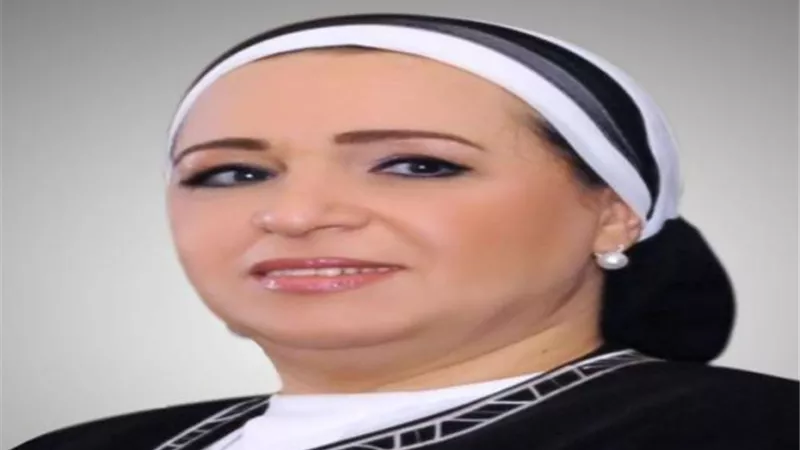 انتصار السيسي تهنئ المصريين والأخوة الأقباط بعيد القيامة المجيد