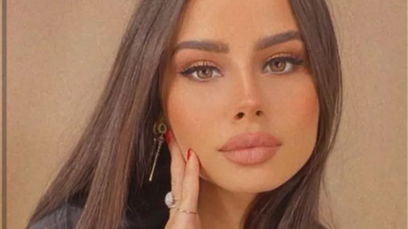 منة عرفة تبعث رسالة غامضة لجمهورها