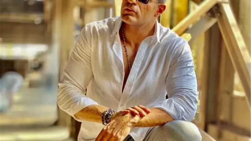 محمد نور ضيف فاطمة مصطفى في ”الراديو بيضحك”.. الليلة