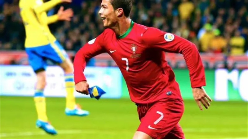 بأقدام رونالدو.. البرتغال تتقدم على السويد بهدف دون رد في الشوط الأول