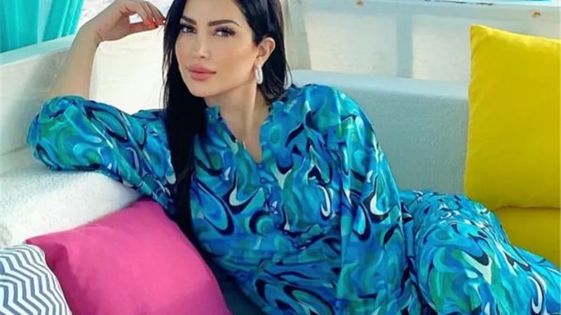 نسرين طافش تخطف الأنظار بجمالها في أحدث جلسة تصوير