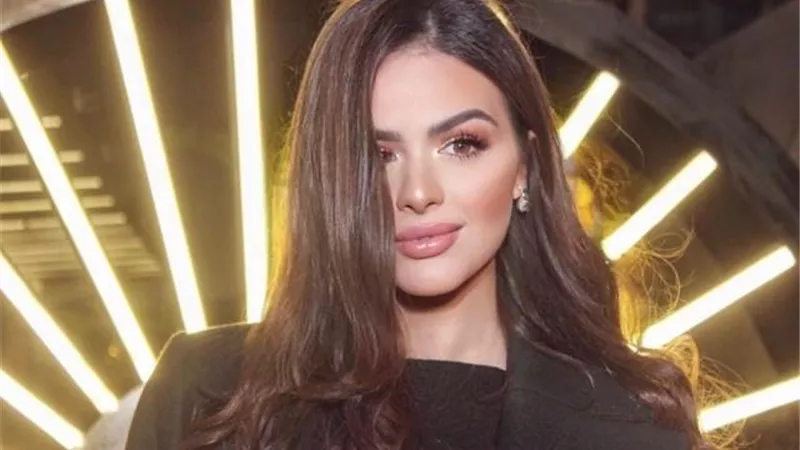 هنادي مهنا بإطلالة رقيقة في أحدث ظهور