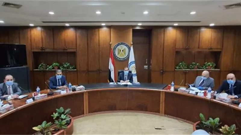 البترول :  تكرير 3ر3 مليون طن من المنتجات البترولية داخل معمل تكرير أسيوط خلال 2020