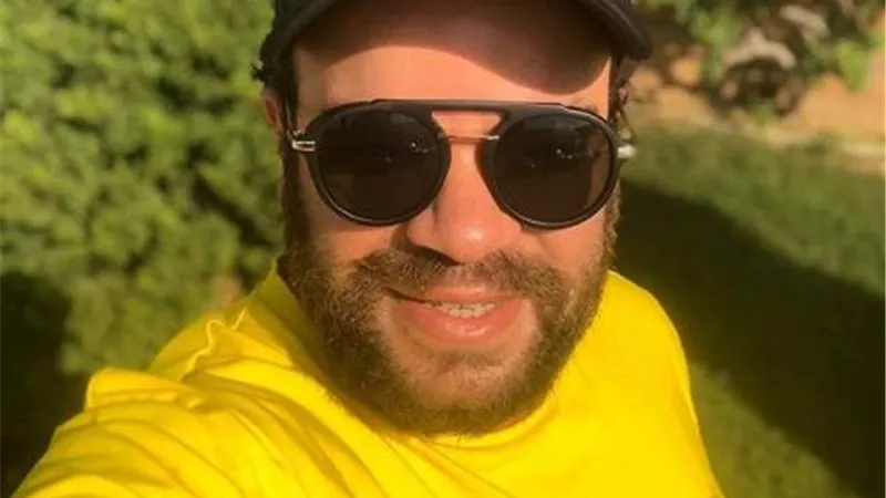 محمد عبد الرحمن يكشف عن الأفيش الدعائي لفيلم ”الخطة العامية”