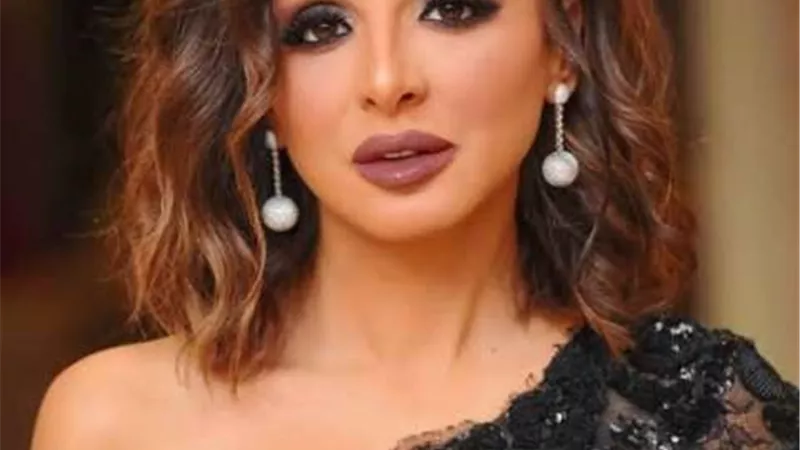 أنغام تحتفل بنجاح أغنيتها الجديدة ”لوحة باهتة”