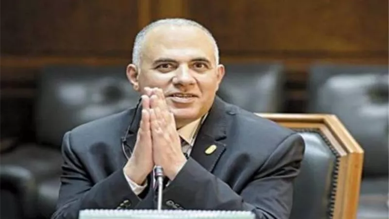 وزير الري يكشف خطة السيسى للانتهاء من تبطين الترع خلال سنتين