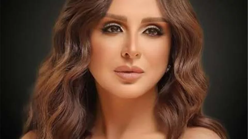 بالصور.. تطورات الحالة الصحية لـ أنغام بعد إجرائها عملية جراحية