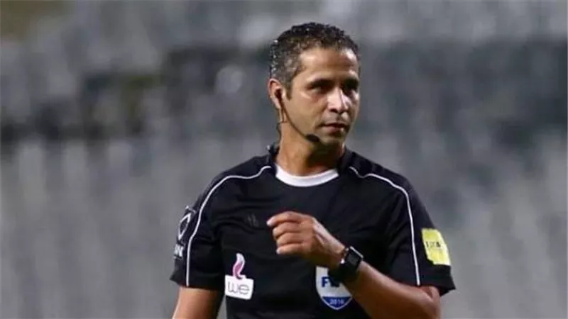 محمود عاشور حكماً لمباراة الأهلي والإسماعيلي بالدوري