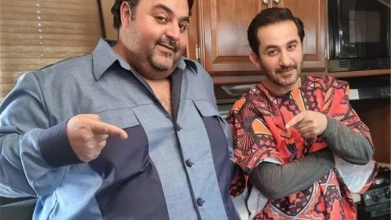 شيكو برفقة أحمد حلمى من كواليس فيلم ”واحد تانى”