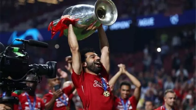 ”أليسون ليس كافيا”.. ليفربول يخطط للتعاقد مع حارس مرمي