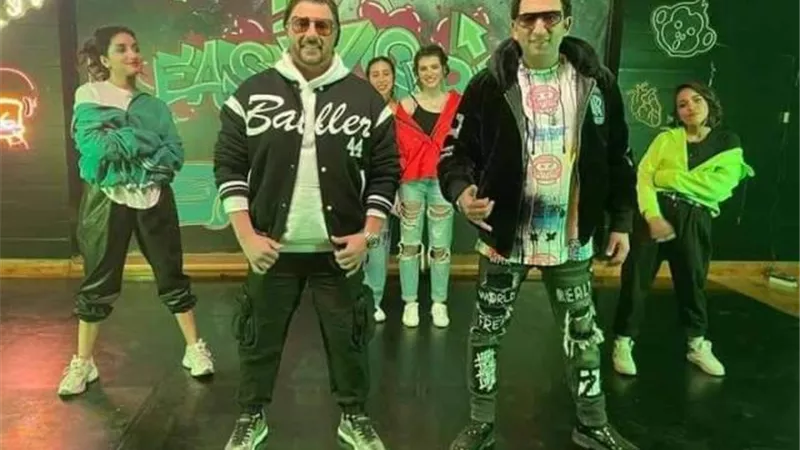 كريم أبو زيد وشحته كاريكا يطرحان كليب ” إيزى إيزى ” .. (فيديو وصور)