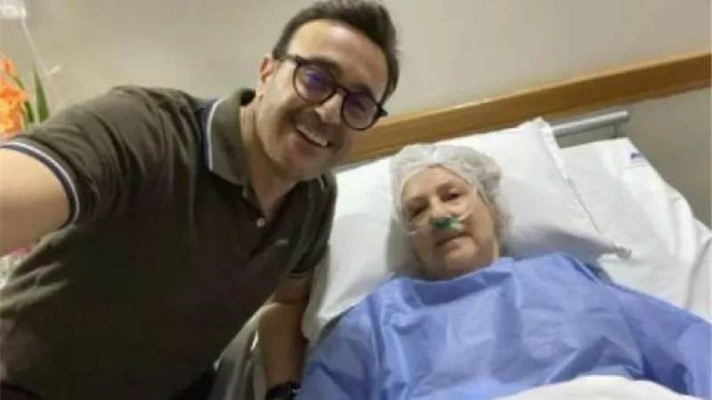 صابر الرباعى يكشف عن تعرض والدته لأزمة صحية