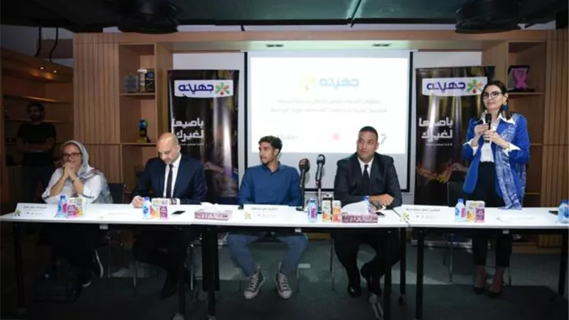 بحضور ميدو ومرموش.. جهينه تطلق حملة باصيها لغيرك لجمع 10,000 حذاء رياضي ومنحهم لعدد من مراكز الشباب
