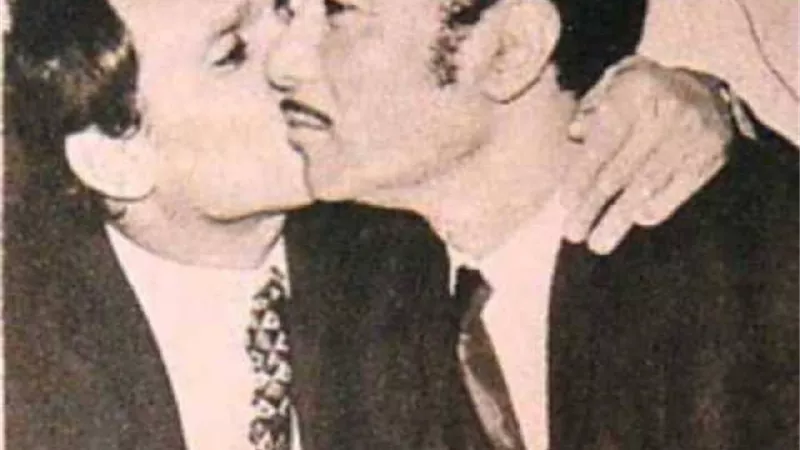 رفضها عبد المطلب واستقبلها الجمهور من حليم بـ استياء..حكاية أغنية ”صافيني مرة” التي صنعت تاريخ العندليب والموجي