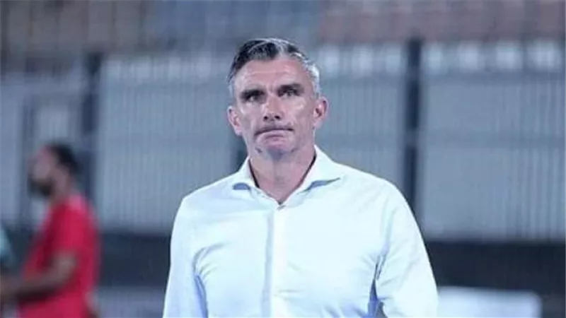 كارتيرون يحذر لاعبي الزمالك من الاستهتار
