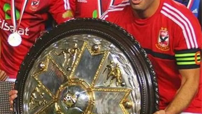 الأهلي يحتفل بدرع الدوري في الملعب..تعرف علي الموعد