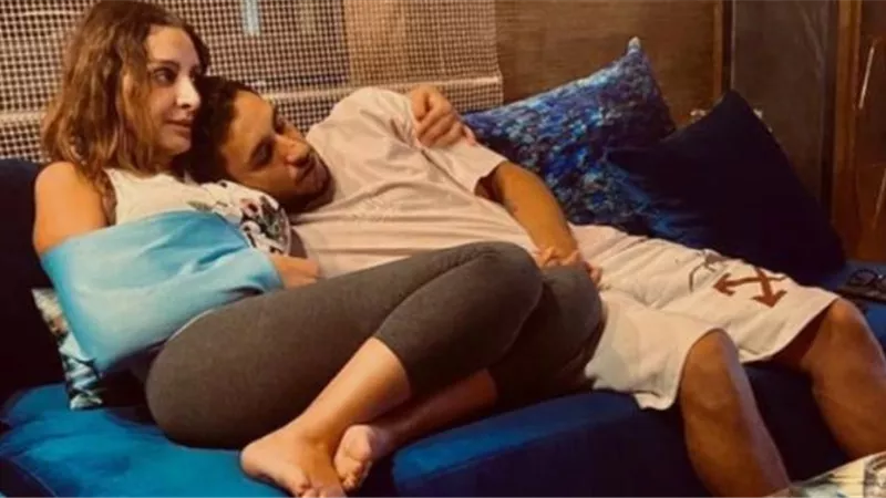 أنغام فى أحدث ظهور لها بعد إجرائها عملية جراحية