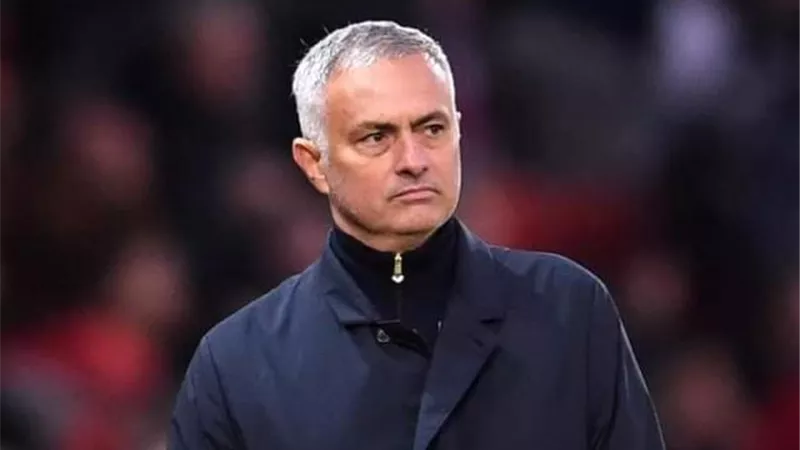 مورينيو يفتح النار على لاعبي توتنهام بعد الهزيمة من إيفرتون