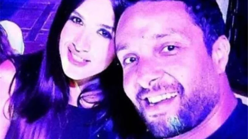 وائل عبد العزيز يعلق على بيان شقيقته ياسمين بشكل ساخر