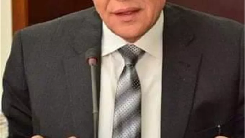 بسبب كثافة المواطنين أمام المراكز التكنولوجية .. محافظ الجيزة يصدر قرار جديد بشأن تقديم طلبات التصالح في مخالفات البناء