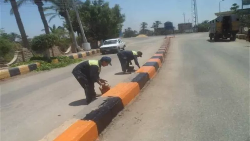 محافظ الجيزة يقرر سحب عمال النظافة من الشوارع