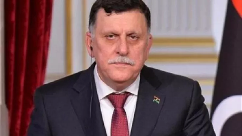 وزير العمل في حكومة الوفاق يكشف تفاصيل خطيرة عن حقيقة استقالة «السراج»