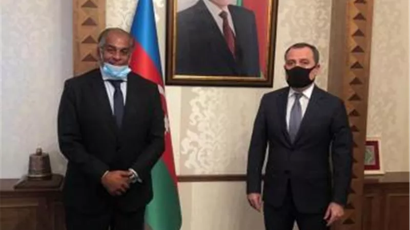 سفير مصر فى أذربيجان يبحث مع وزير الخارجية تعزيز التعاون المشترك
