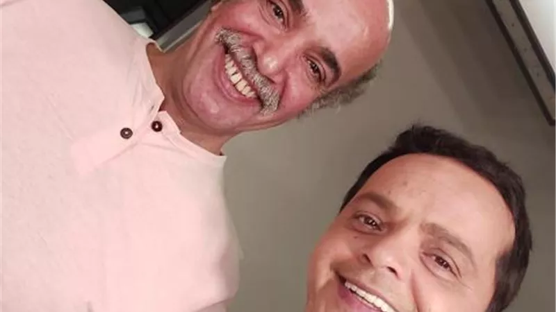 محمد هنيدي ينتهي من تصوير ”النمس والإنس”