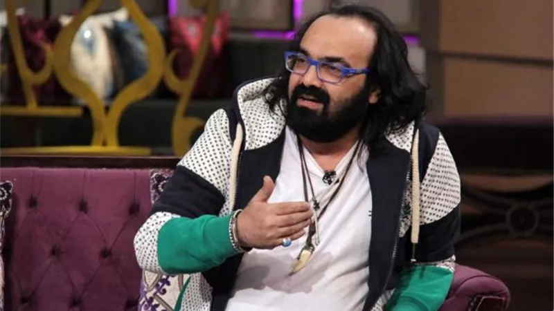 مسرحية ”عزيز وغالي”.. أول ظهور لـ نادر أبو الليف بعد تعرضه لوعكة صحية