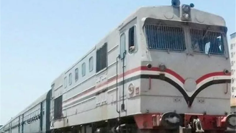غرامة تصل لـ 200 جنية .. احذر مخالفات استقلال القطار