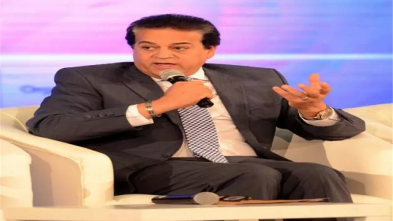 وزير التعليم العالى يكشف مزايا التعليم في الجامعات التكنولوجية الجديدة
