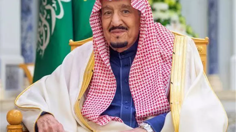 عاجل.. رسالة هامة من خادم الحرمين الشريفين لرئيس الوزراء الياباني الجديد