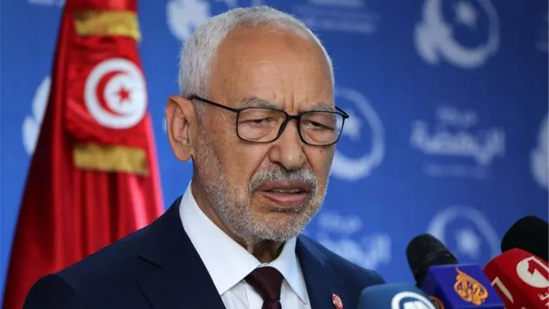 عاجل.. عزل راشد الغنوشي من زعامة حركة النهضة.. وتوقعات بهروبه إلي قطر