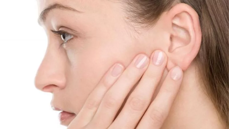 زيت الزيتون.. الحل المثالي لعلاج ألم الأذن