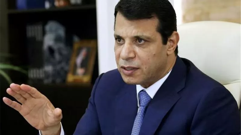 عاجل.. معلومات خطيرة عن محمد دحلان المرشح لخلافة أبو مازن